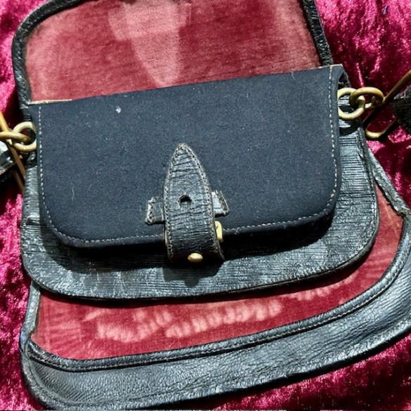 Armoury Antiques and Militaria Victorian Artillery Sabretache 7